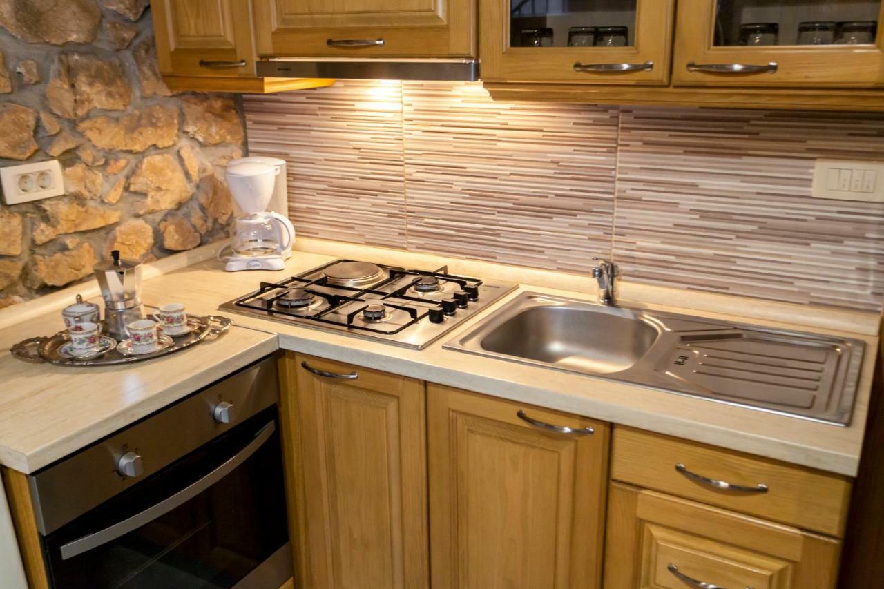 Apartments Nella Sveti Anton  Ngoại thất bức ảnh